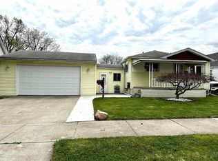 435 Garfield Ave, Lincoln Park, MI 48146