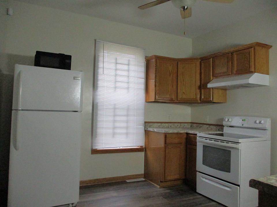 2nd image of 10817 S Wentworth Ave