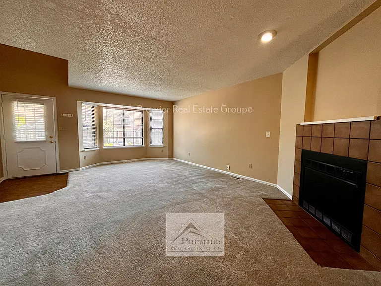 918 London Green Way — Photo 3