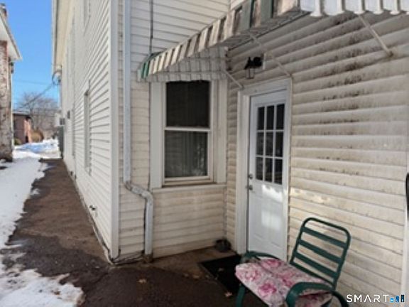 4th image of 252 Main St #A3