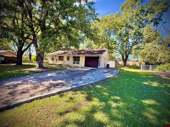 1122 Cynthia Sq, Mountain Home, AR 72653