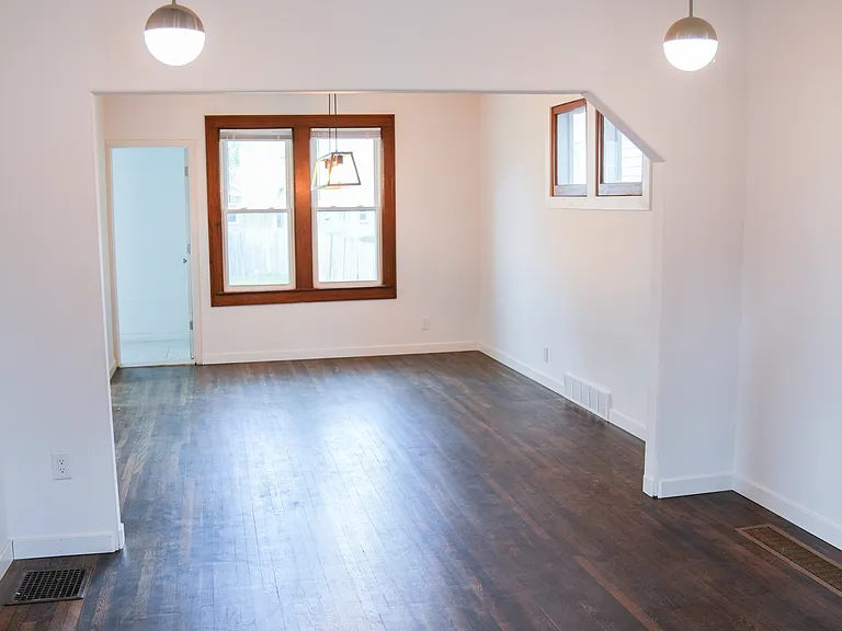 21 Cherrygrove St — Photo 15