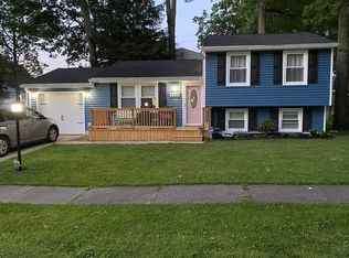 4250 Kenneth Rd, Stow, OH 44224