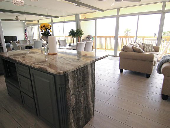 3rd image of 4242 Gulfbreeze Blvd APT 205