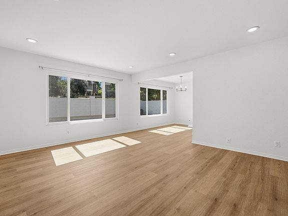 5th image of 5658 Slicers Cir