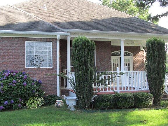 3rd image of 83 Stoney Mountain Dr