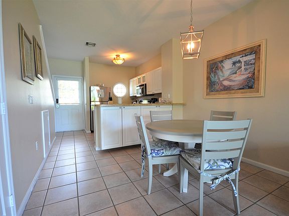 5th image of 5106 Sunset Village Dr