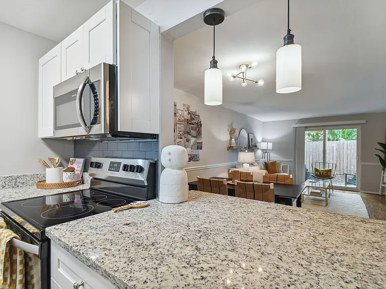 Great Location - SOUTH TAMPA - SOHO / Hyde Park Area — Photo 11
