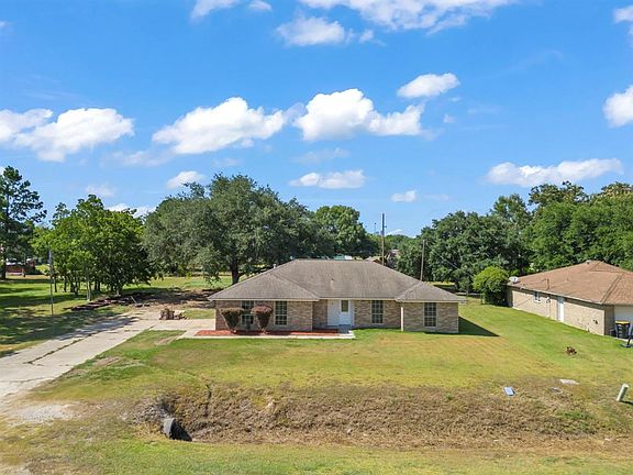 2nd image of 1011 Belton Lane