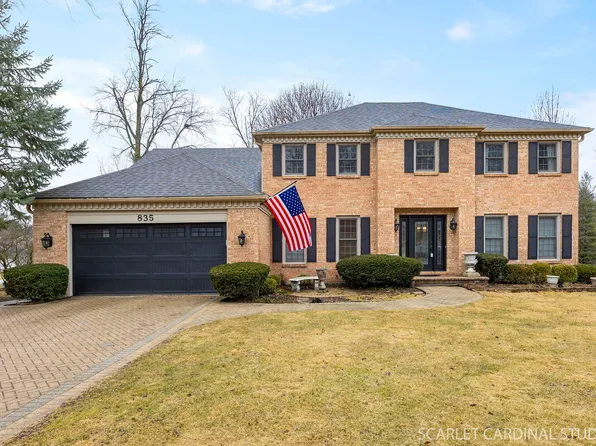 835 Woodbine Ct, Naperville, IL 60540