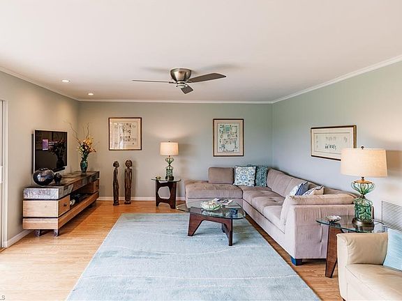3rd image of 380 Tern Dr APT 2