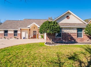 136 Sun Valley Ln, Weatherford, TX 76087
