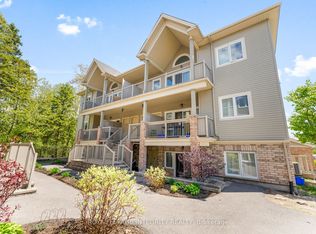 1109 Stittsville Main St #I, Ottawa, ON K2S 0C6