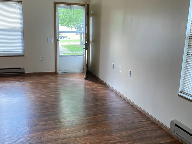 203 N Woodwind Dr — Photo 8