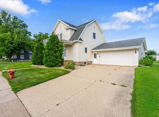 204 N Nash St, Hortonville, WI 54944
