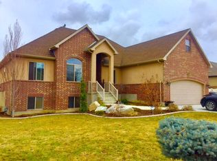 3099 N 825 W, Pleasant View, UT 84414