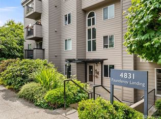 4831 Fauntleroy Way SW APT 101, Seattle, WA 98116