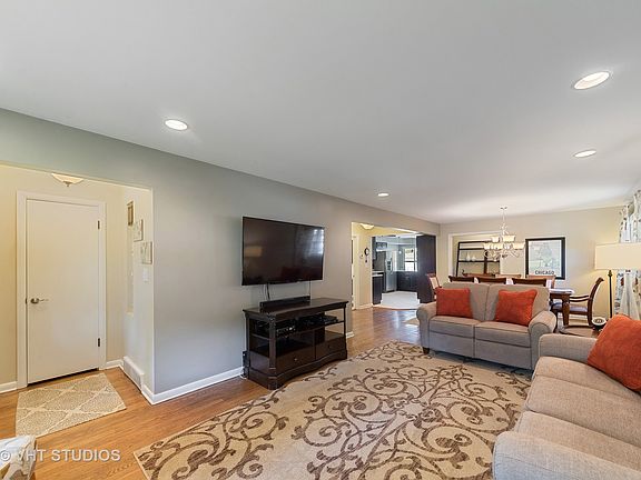 3rd image of 8311 N Osceola Ave