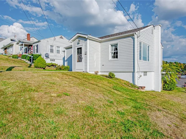 1035 Mace St, Greensburg, PA 15601