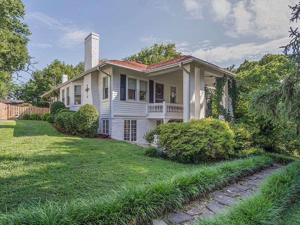 1st image of 2425 Highland Dr