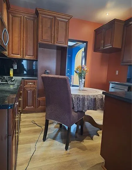 100 Sunvalley Dr — Photo 11