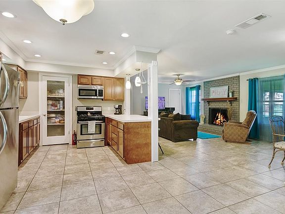 2nd image of 7848 County Road 4082