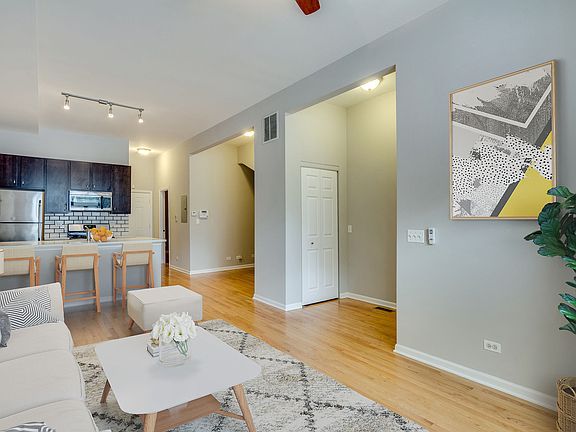 3B-2B DD - Open Concept