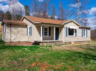 4710 Overland Rd, Lenoir, NC 28645