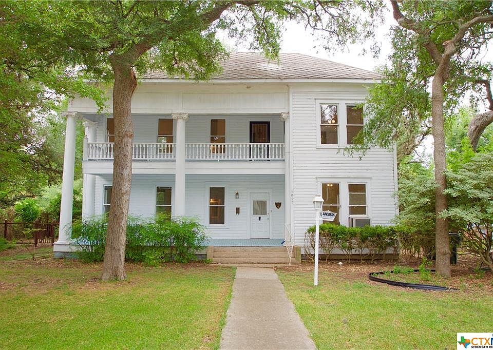 1st image of 1017 W San Antonio St