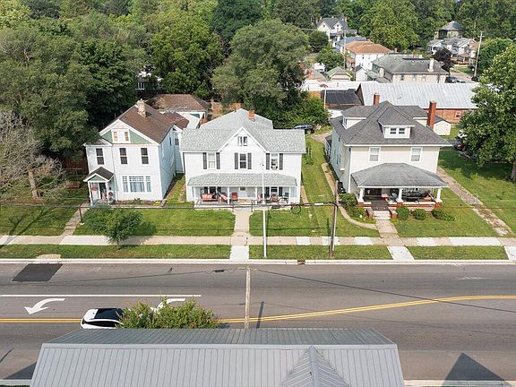 3rd image of 320 S Main St