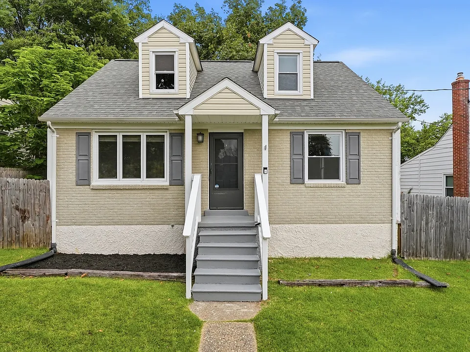 10 Birch Ave