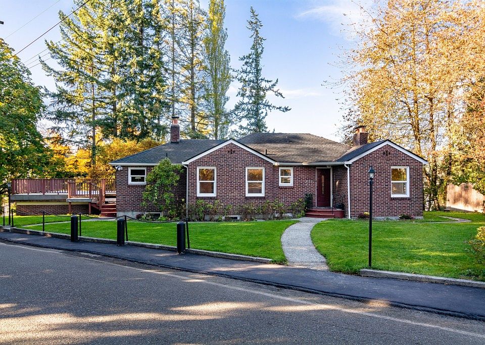 1st image of 6314 Rainier Dr