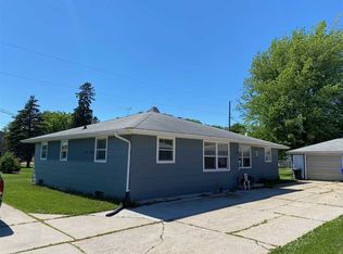 2506 E Newberry St, Appleton, WI 54915