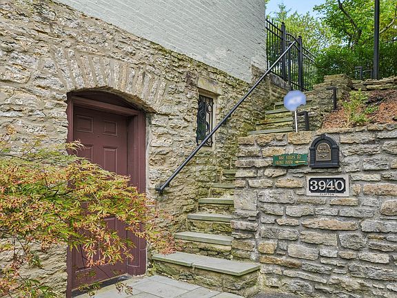 5th image of 3940 Clifton Ave