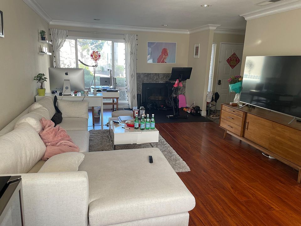1st image of 842 Monty Cir #842