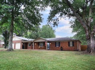 119 Phillips Dr, Killen, AL 35645