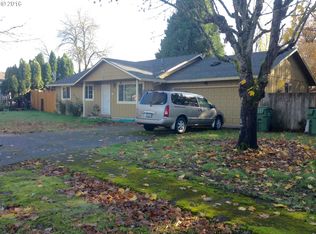 491 SE Maple St, Dundee, OR 97115