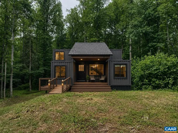 2 Keasley Ln, Stanardsville, VA 22973