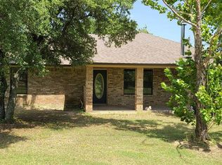 544 Ritchey Rd, Valley View, TX 76272