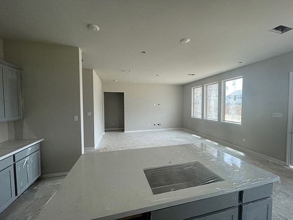 3009 Daylily Court Elevation Image 4