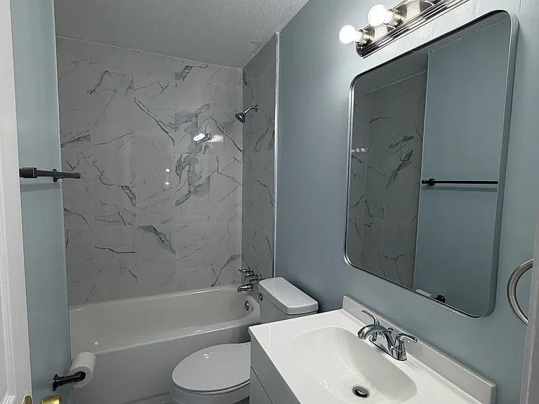 3180 Notre Dame St — Photo 24