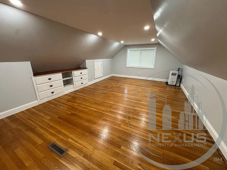 33 Northgate Rd — Photo 35