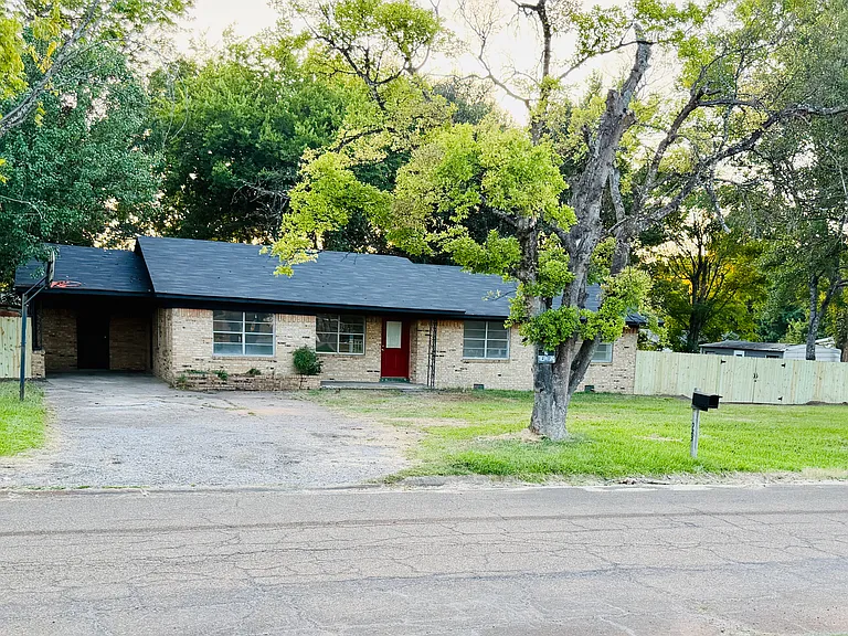 923 California St — Photo 22