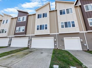 17417 118th Avenue Ct E UNIT E, Puyallup, WA 98374