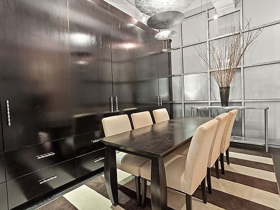 5th image of 310 E 46th St APT 6G