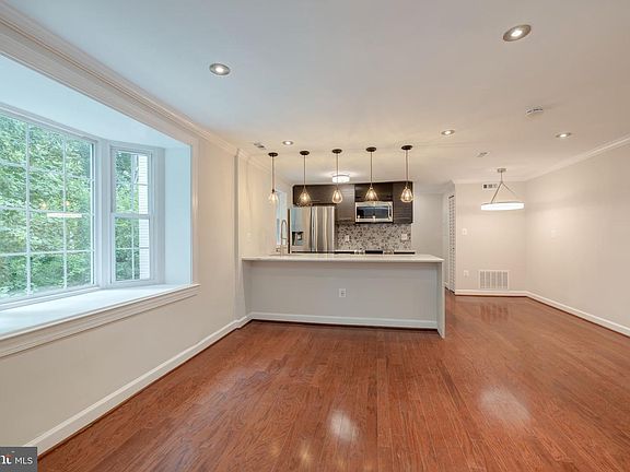 3rd image of 700 S Arlington Mill Dr #15103
