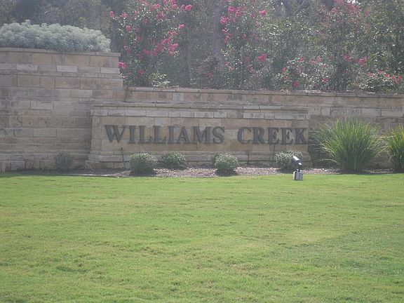 3rd image of 4827 Williams Creek Dr