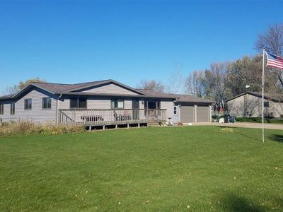912 Merry Ln, Milladore, WI, 54454