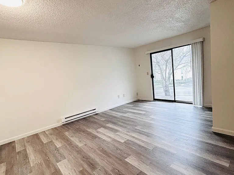 690 NW Atalanta Way #E104 — Photo 7