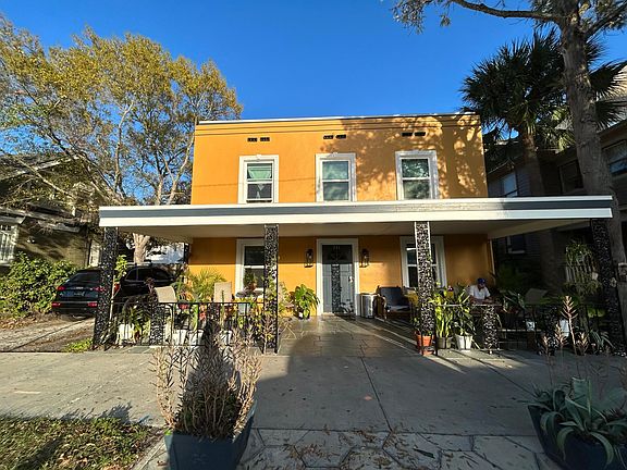 5th image of 241 3rd St N #242